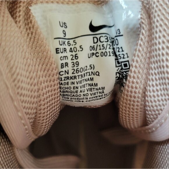 Nike Air Force 1 High Utility 2.0 Sneaker Boots - Picture 15 of 15